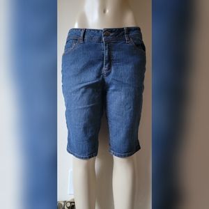 Bermuda Cut Jeans